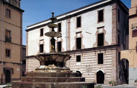 Bosa, palazzo di Don Carlo